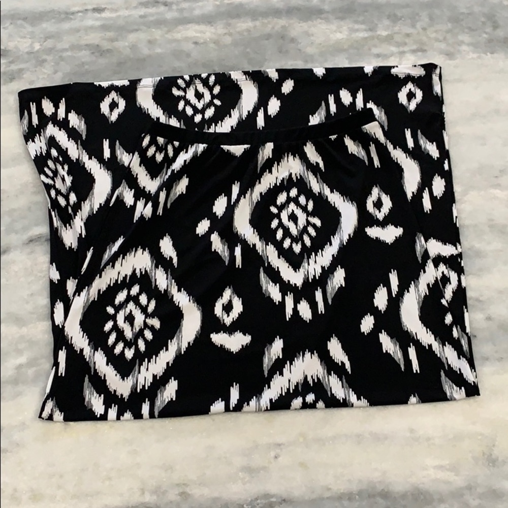 White House Black Market maxi skirt